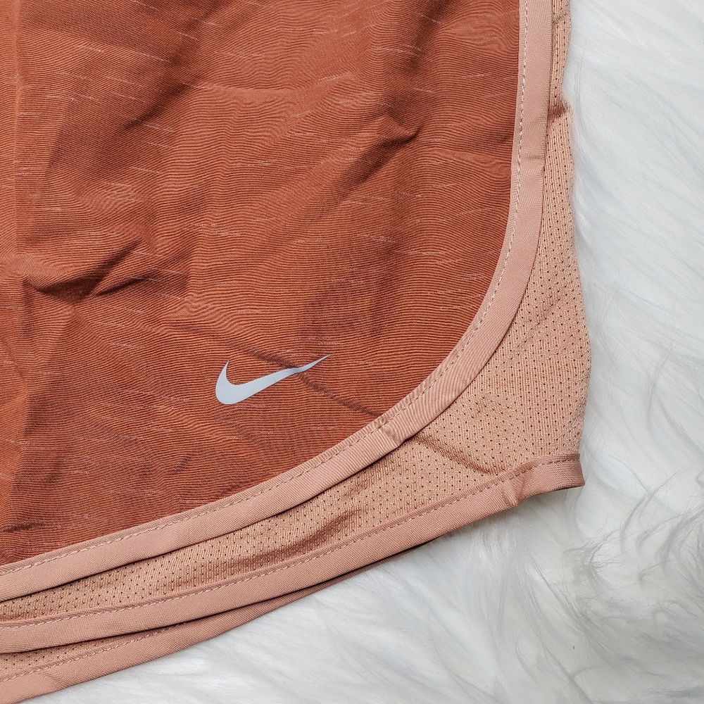 Nike Plus 3X Dri-Fit Tempo Running Shorts Peach - Picture 3 of 8
